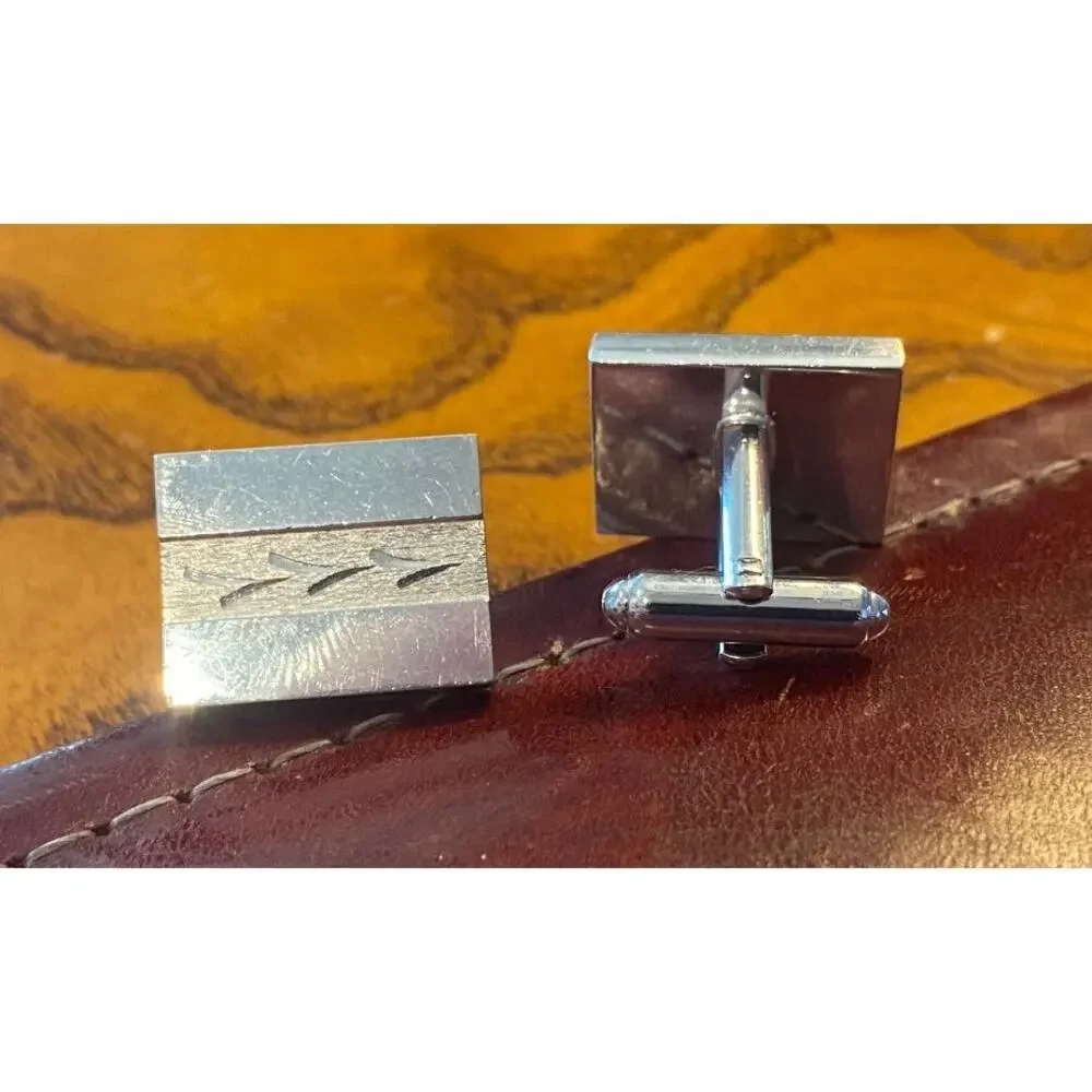 VTG Men's Swank Silver Tone Cufflinks